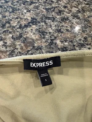Ruffle express bodysuit thumbnail 3