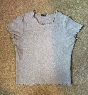 Brandy Melville Gray Short Sleeve Lettuce Hem Crop Top thumbnail 1