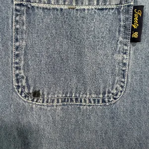 Vintage 2000 Warner Bros Tweety Bird Fall Button Down Denim Shirt thumbnail 8