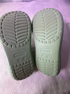 CROCS Kids Mint Green Two-Strap Slide Sandals thumbnail 9