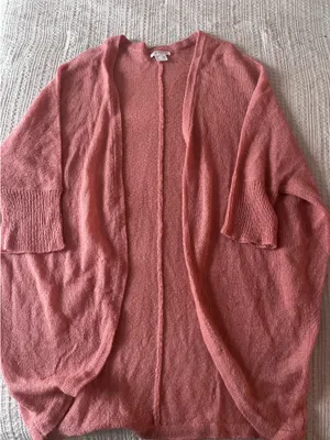 Venus Coral Cardigan thumbnail 1