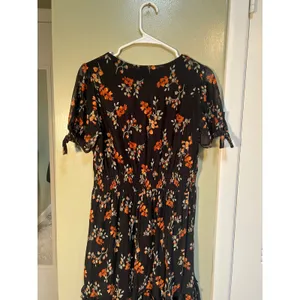 Ember Women's Size Medium Midi Dress Black Orange Floral V-Neck Short Sleeve thumbnail 13
