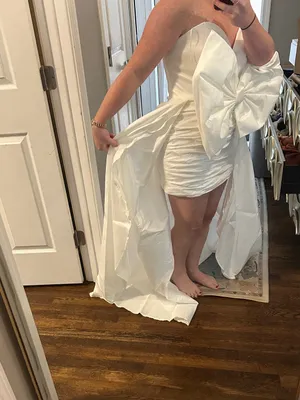 She Is The Moment Dress With Train thumbnail 8