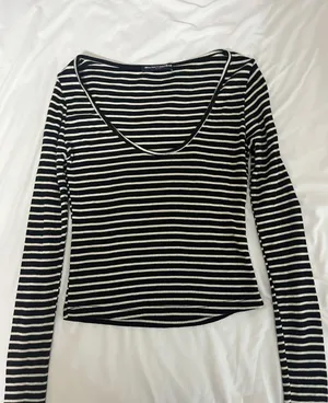 Brandy Melville Striped Long Sleeve thumbnail 1