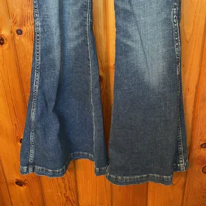 Wrangler retro women’s flare western jeans size 25X30 cowgirl rodeo jeans NWT thumbnail 3
