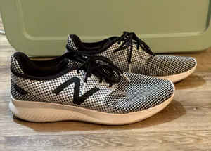 New Balance White/Black Response 2.0 Performance Insert Sneakers thumbnail 4