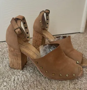 Chinese Laundry Boots thumbnail 1