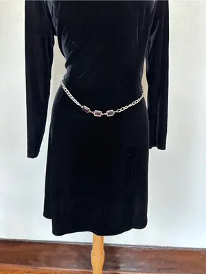 Vintage Solid Black Long Sleeve Velvet Dress with Chain Belt thumbnail 3
