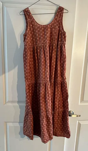 Boutique dress thumbnail 1