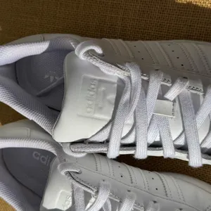 Adidas Superstar Triple White Sneakers Women’s 6.5 Leather Shell Toe thumbnail 9
