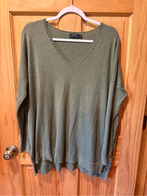 Polo Ralph Lauren Women's Oversized V-Neck Knit Sweater olive green size S thumbnail 1