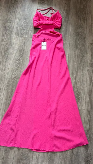 New Showpo Reviena Maxi Dress Cut Out Cowl Neck Dress Size XS thumbnail 10