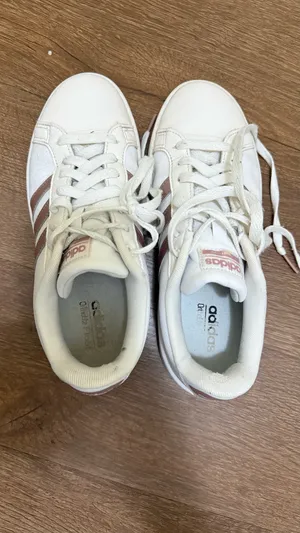 Adidas Cloudfoam Advantage Womens Size 7 Tennis Shoe White Pink Training Sneaker thumbnail 6
