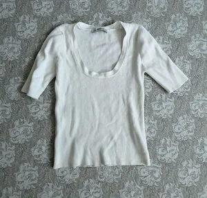 ZARA Basic Knit White Scoopneck Ribbed Top Size Small thumbnail 1