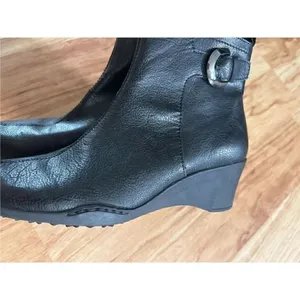 Aerosoles black booties heels size 6.5 thumbnail 3