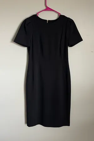 CALVIN KLEIN | Black Short-Sleeve Sheath Midi Dress Sz 6 thumbnail 1