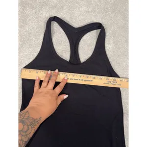 lululemon black tank top size 4 scoop‎ neck racerback thumbnail 5