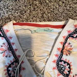 Maurices Womens Boho Embroidered Lace Up Smocked Hem Top White Large Long Sleeve thumbnail 2