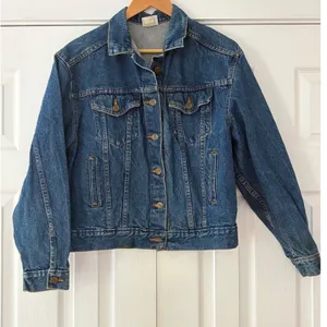 Vintage Chic Denim Trucker‎ Jacket Medium Wash Blue Cotton Womens Size Small thumbnail 1