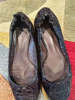 Tory Burch Reva Dark Brown Patent Leather Ballet Flats with Snakeskin Size 6 US thumbnail 5