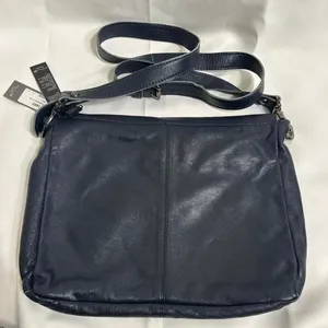 Innue Black leather shoulder bag with suede lining thumbnail 6