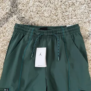 NWT NIKE Jordan Sport Tunnel Pants thumbnail 6