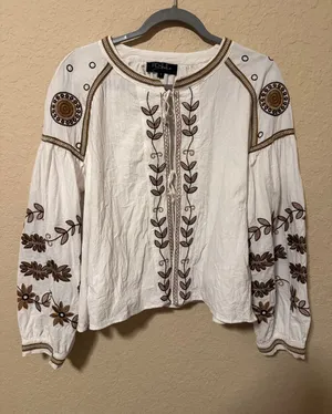 RD and Koko White Embroidered Boho Peasant Blouse Jacket thumbnail 1