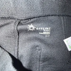 Offline by Aerie black flare leggings! Size Small! thumbnail 5