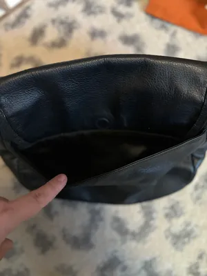 Taylor black leather shoulder bag thumbnail 5