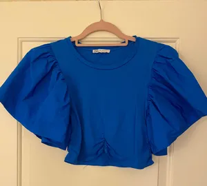 Zara Crop Top thumbnail 1