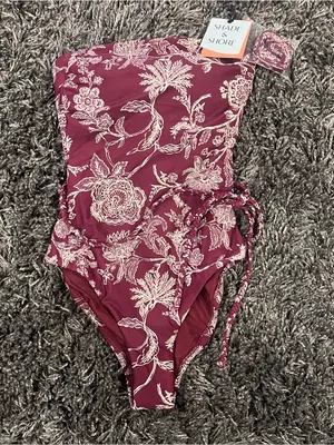🌺Nwt Shade & Shore Burgundy Paisley Swimsuit Size Small🌺 thumbnail 2