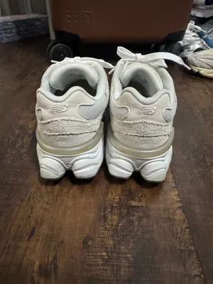 New Balance 9060 thumbnail 3