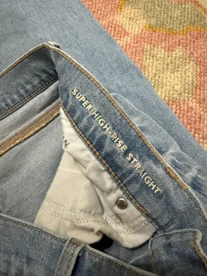 American Eagle Stretch Super High Rise Straight Jean thumbnail 4
