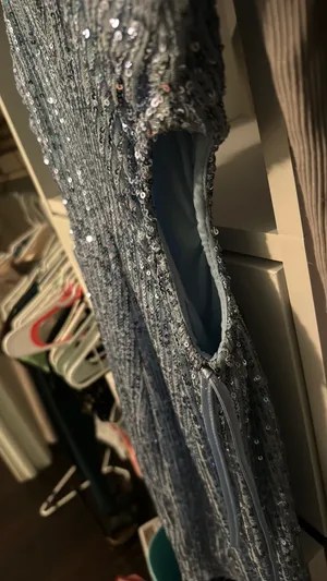 Dress thumbnail 4
