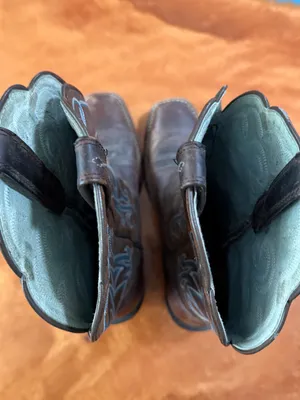 Ariat Legend Brown Leather Western Heeled Boots Turquoise Stitching size 6 thumbnail 9