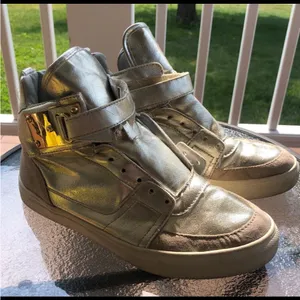 Madden Girl Silver Gold Hi Top Shoes 7 Women thumbnail 1