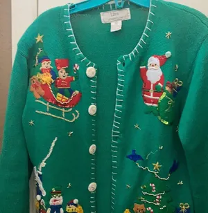 FINAL MARKDOWN Lisa international holiday sweater medium thumbnail 1
