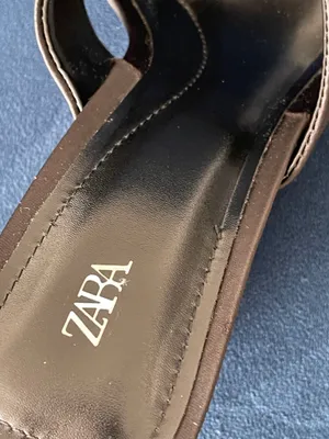 ZARA Black Thong Heeled Sandals Women's Size 7.5 thumbnail 3
