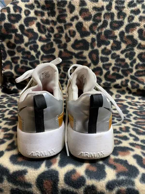 Nike Air Max White & Gold Sneakers thumbnail 6