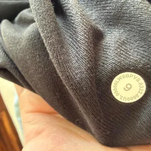 Lululemon Women's Black Joggers-tracksuits thumbnail 5