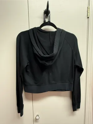 Wild fable cropped hoodie Black Size XS thumbnail 4