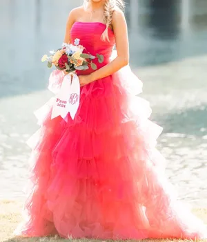Hot pink strapless prom dress thumbnail 1
