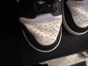 Nike Panda Dunks thumbnail 2