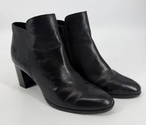 Born Black Leather Ankle Boots Block Heel Side Zip Womens Size 11‎ Comfort thumbnail 1