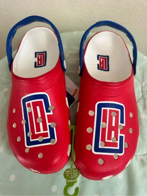 NWT CROCS Los Angeles Clippers NBA Classic Clogs Womens size 11 thumbnail 1