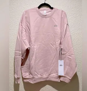 ALO Yoga NWT Accolade Crew Neck Pullover Sweatshirt Pink Quartz Size S SOLD OUT thumbnail 5