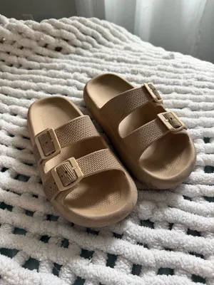 Cloud Foam Sandals Tan Size 8 thumbnail 2