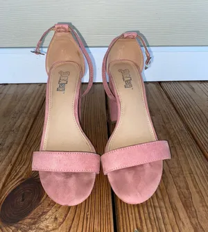 Heels Pink Size 7 thumbnail 3