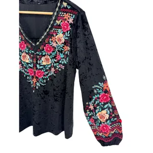Black Crushed Velvet Floral Embroidered V-Neck Blouse Large Boho Peasant‎ Folk thumbnail 3