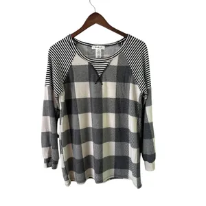 Lovely J Buffalo‎ Plaid Raglan Top Striped Sleeve Comfy Pullover Small thumbnail 4